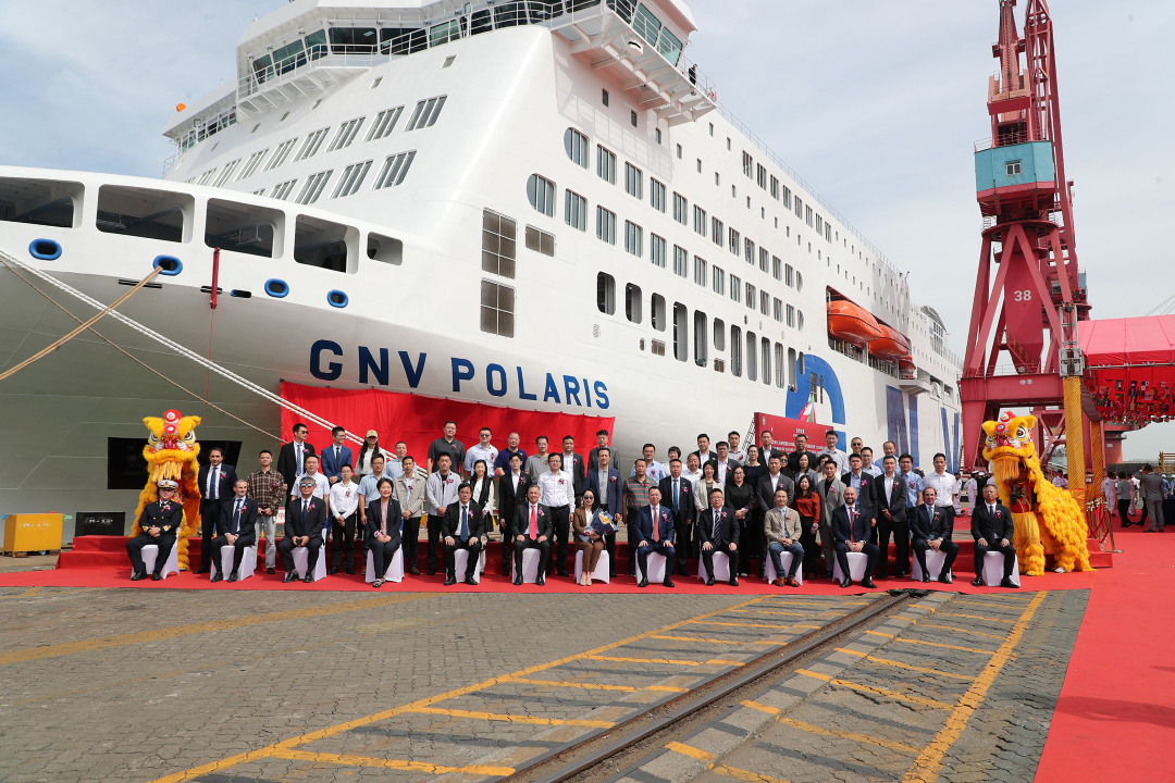 华南建材参建的MSC地中海大型豪华客滚船首制船命名交付! 华南建材参建的MSC地中海大型豪华客滚船首制船命名交付!