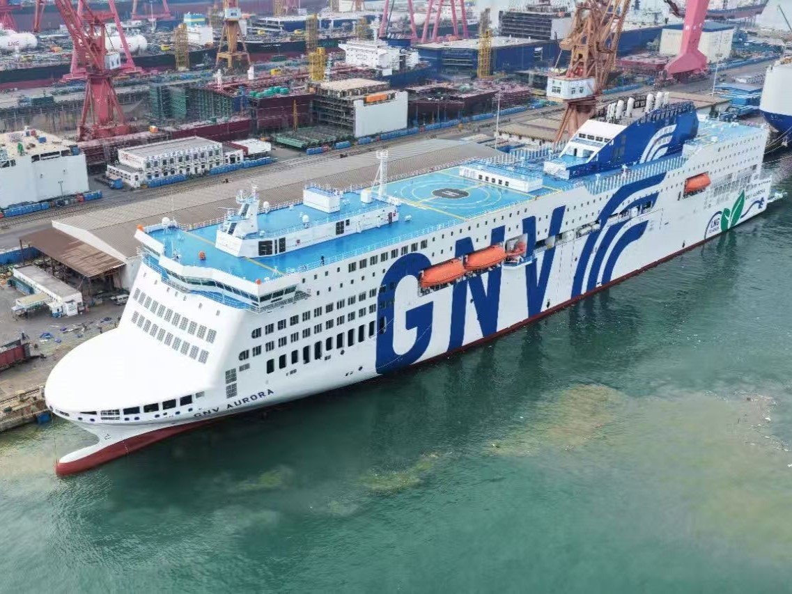 华南建材助力“GNV·曙神星”号豪华双燃料客滚船交付
