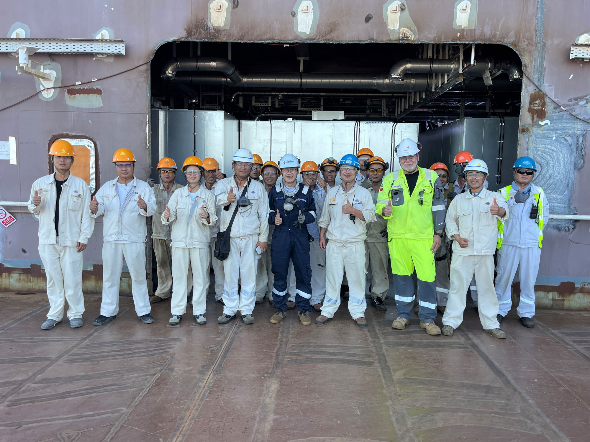 圆满收官!华南建材高效完成挪威国油FPSO RAIA全部舱室单元吊装 圆满收官!华南建材高效完成挪威国油FPSO RAIA全部舱室单元吊装